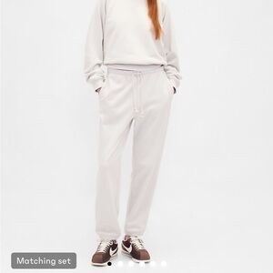 NWT Gap Heavyweight French Terry Slim Joggers